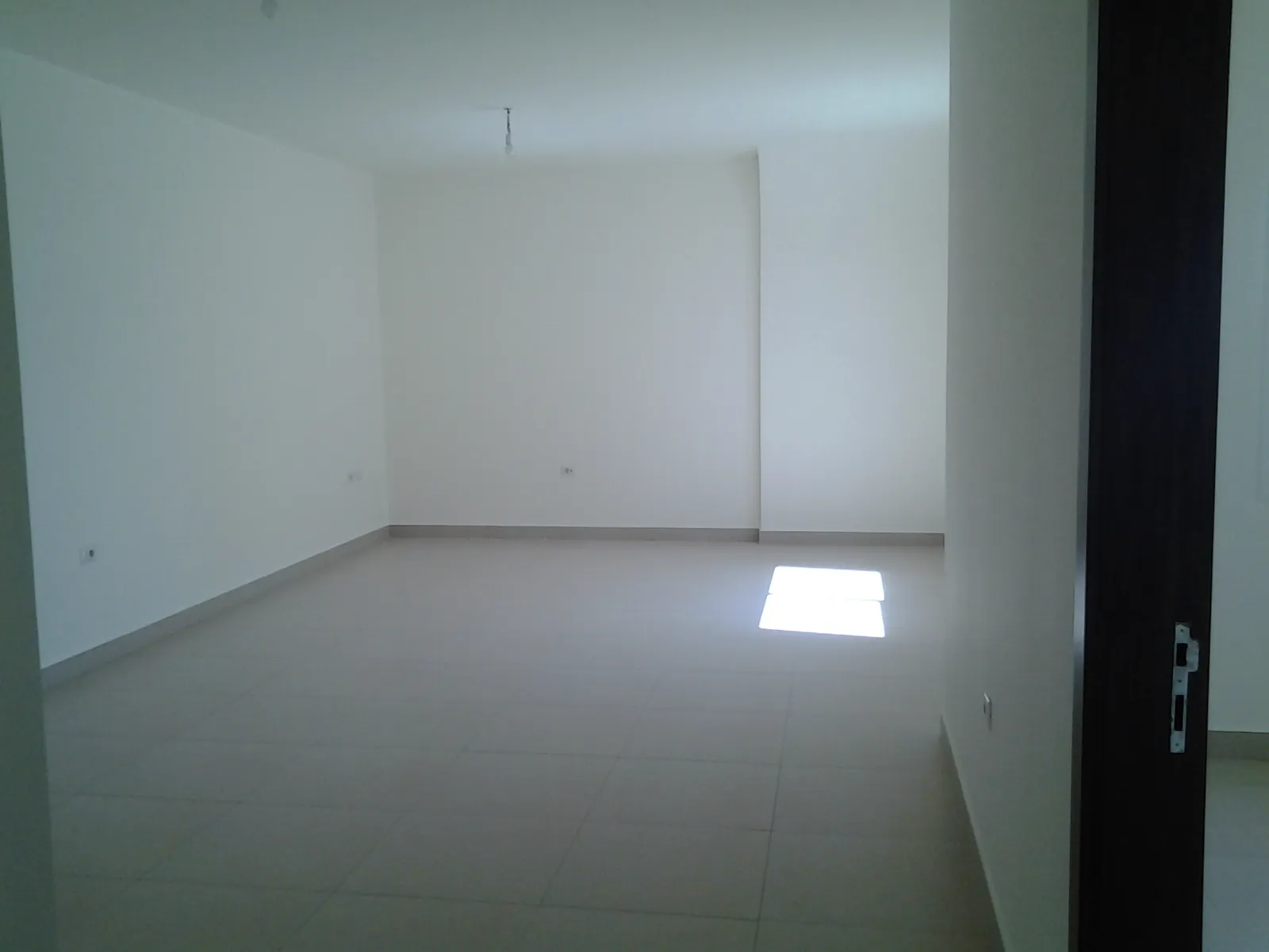 Haouch el omara brand new offices for Rent in a prime commercial center #6719 — الصورة 4