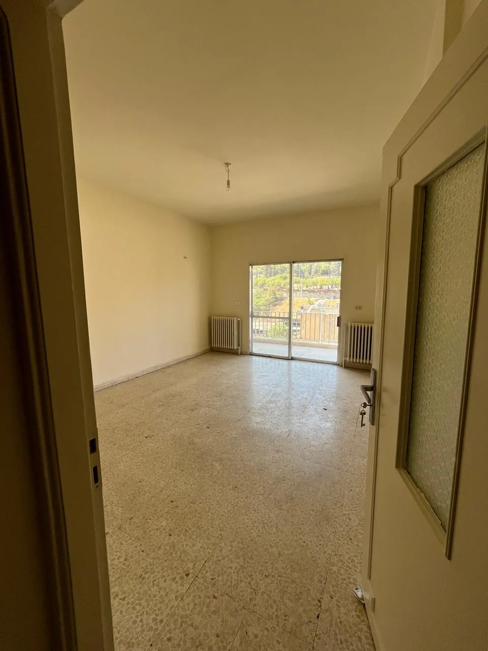 Zahle el miden apartment for Rent open view overlooking Zahle #6721 — الصورة 2