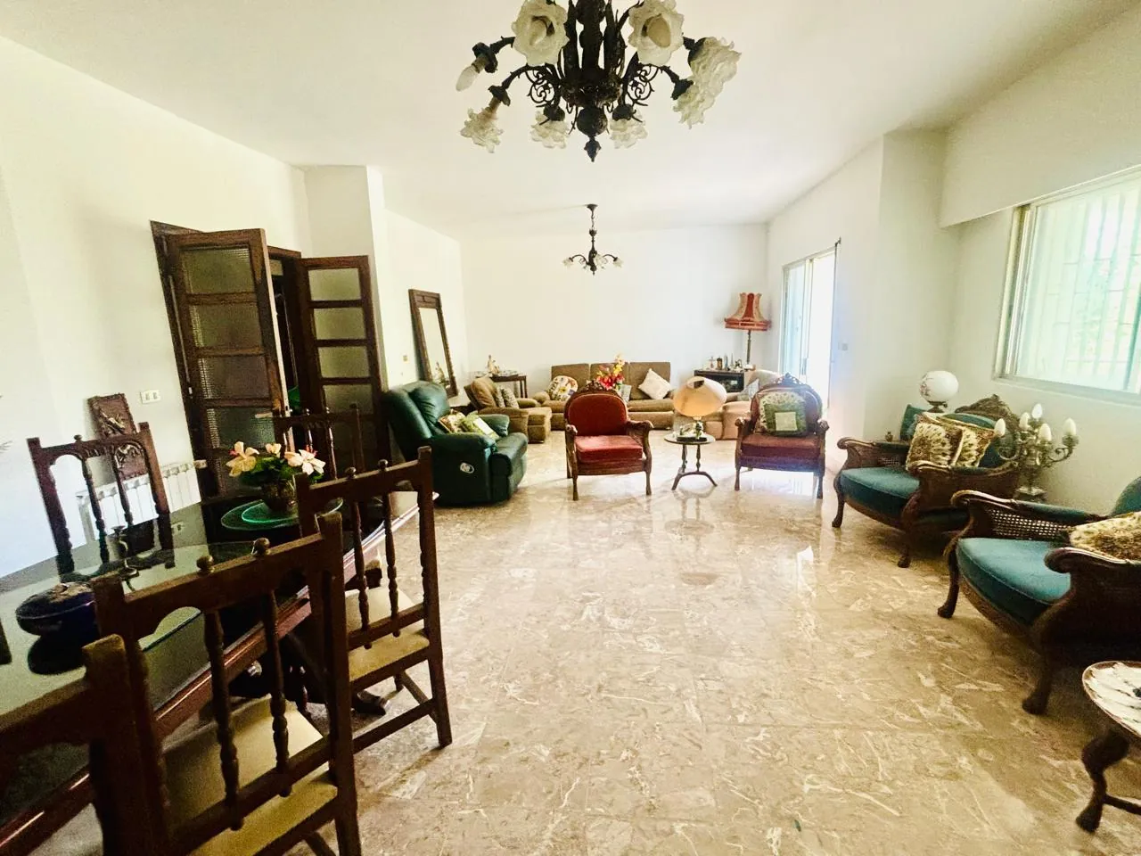 El biyada fully furnished apartment 220 sqm with terrace for Rent #6722 — الصورة 4