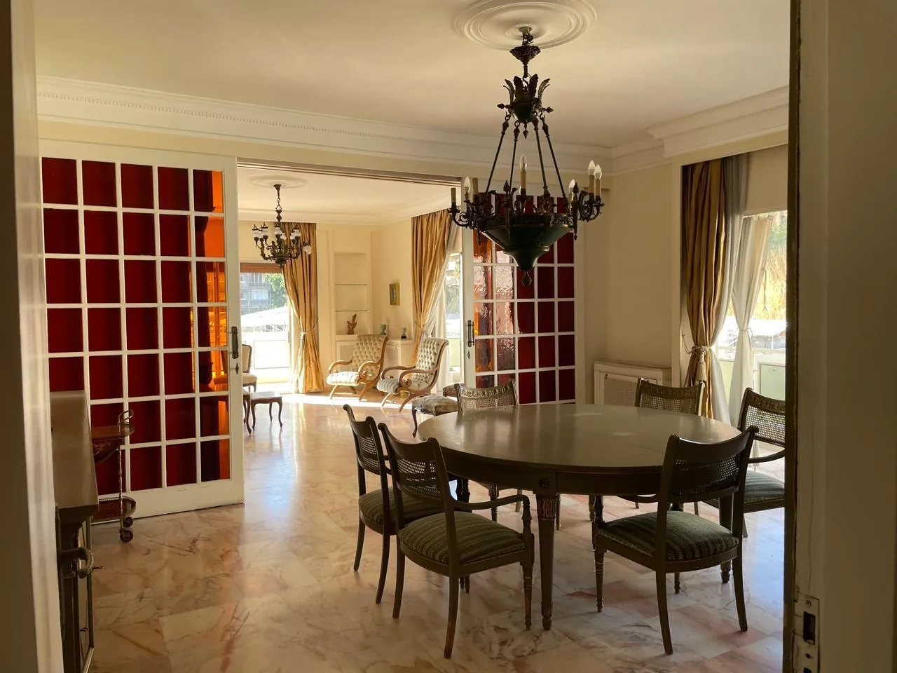 Achrafieh fully furnished spacious apartment 250 sqm for Rent #6753 — الصورة 3