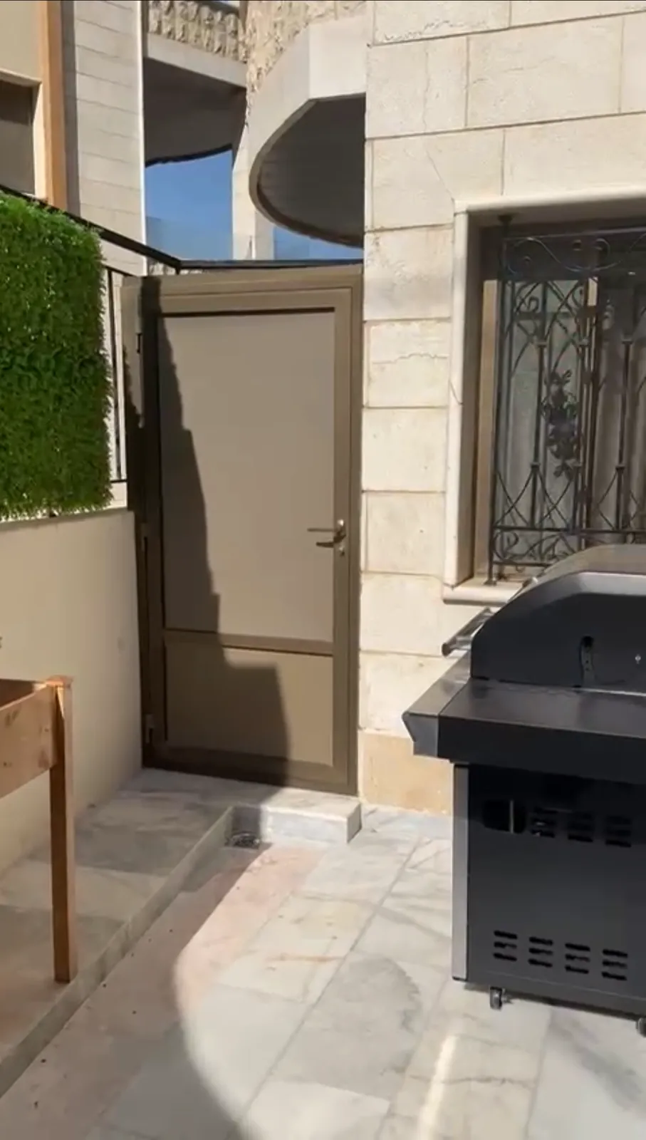 Kabelias fully furnished apartment + terrace, nice neighborhood #6754 — photo 3