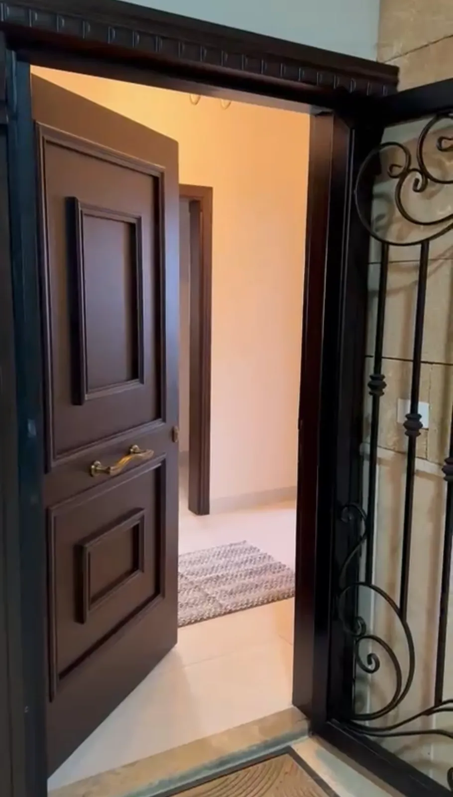 Kabelias fully furnished apartment + terrace, nice neighborhood #6754 — photo 4