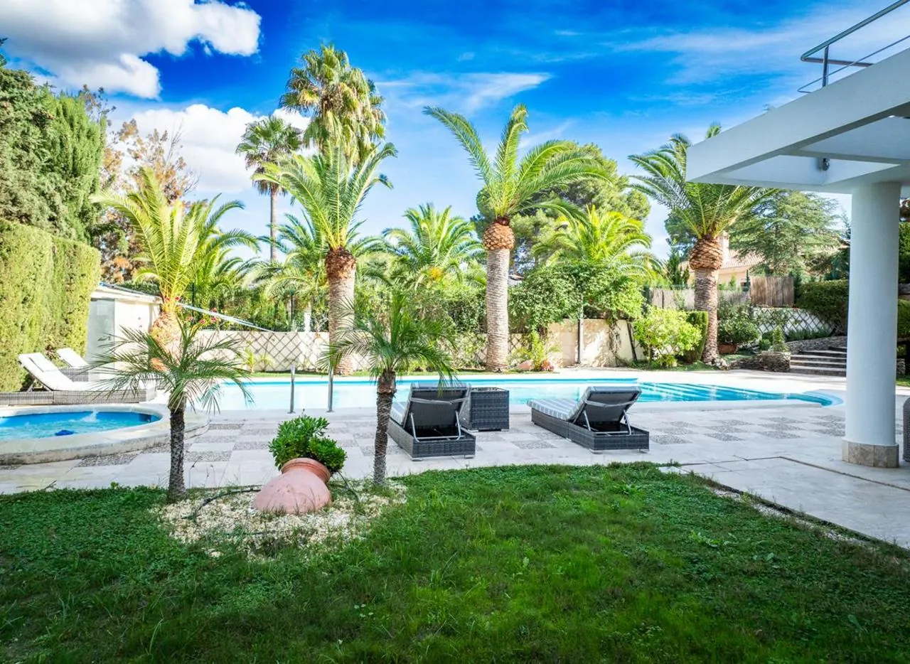 Spain Get your residency! luxury villa in the prestigious area SVM747554 — photo 4