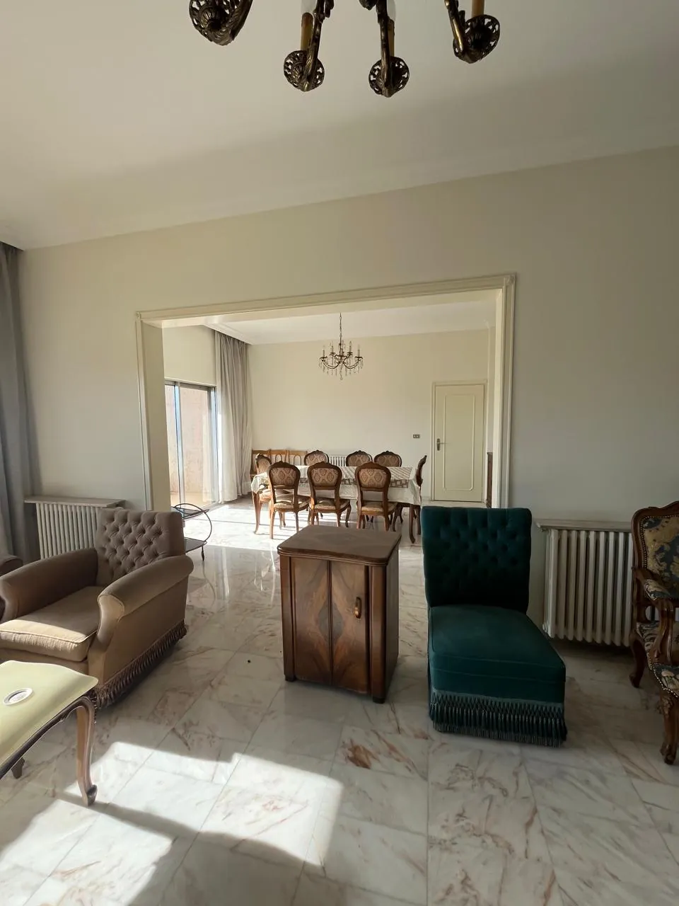 Ksara fully furnished apartment 240 sqm for Rent prime location, open view #6819 — الصورة 1