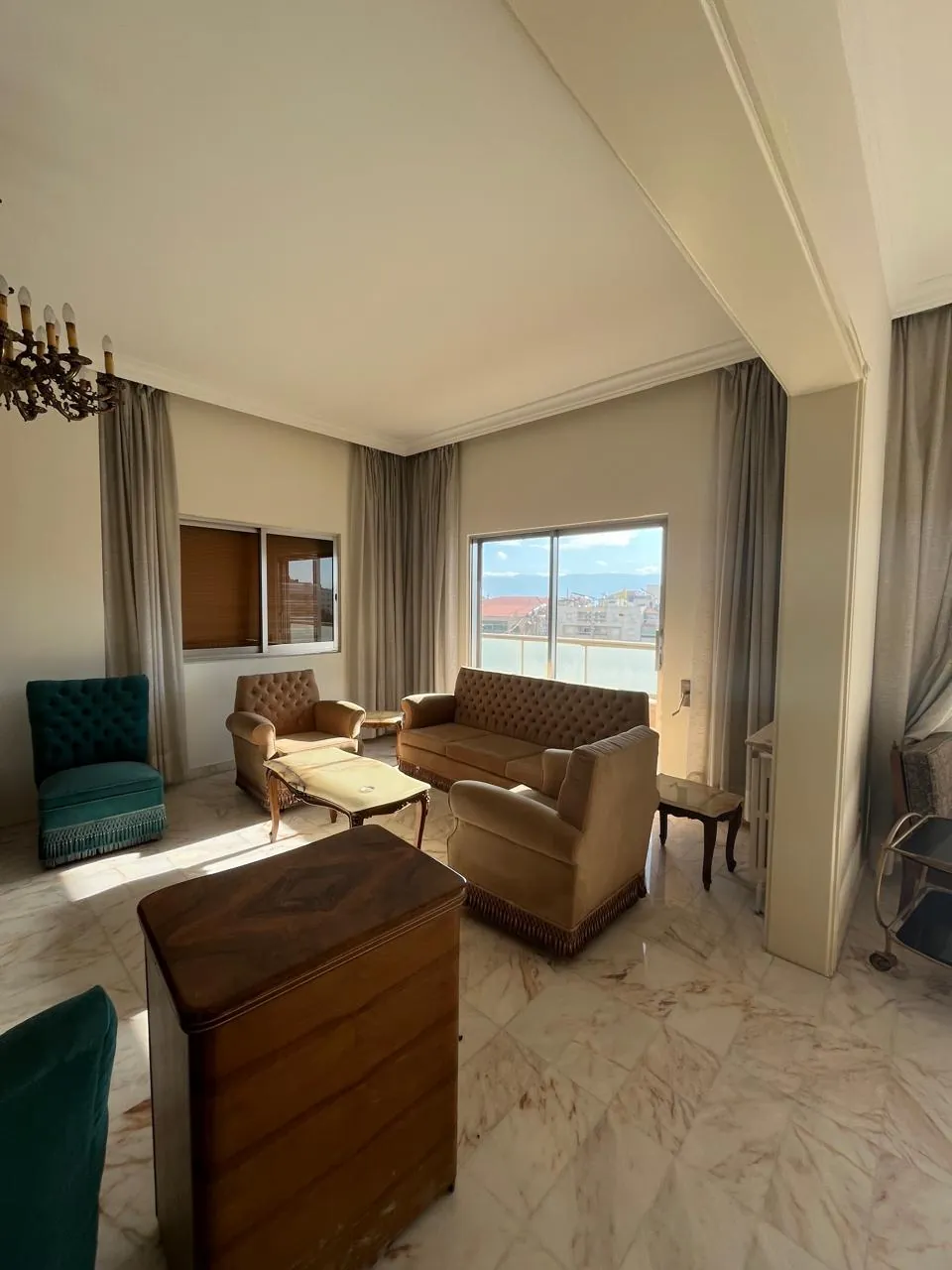 Ksara fully furnished apartment 240 sqm for Rent prime location, open view #6819 — الصورة 3