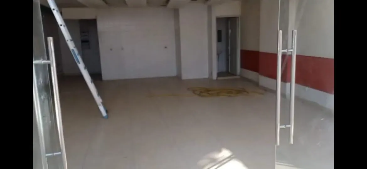 Shop 200 sqm, two floors for Rent in zahle maalaka main road #6825 — الصورة 4