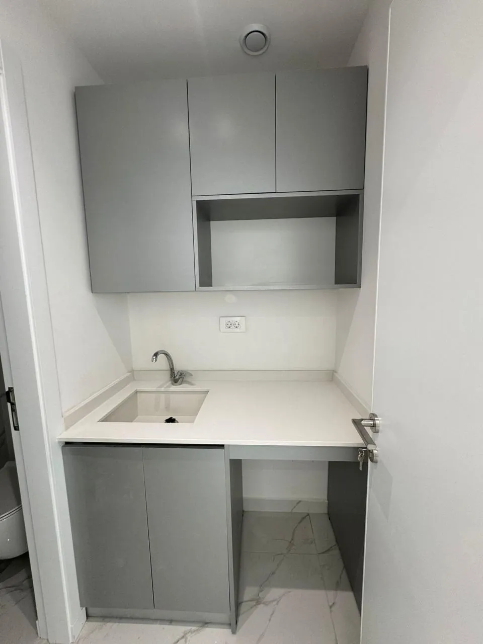 Dekwaneh brand new office 70 sqm for Rent in a prime commercial center #6877 — الصورة 5