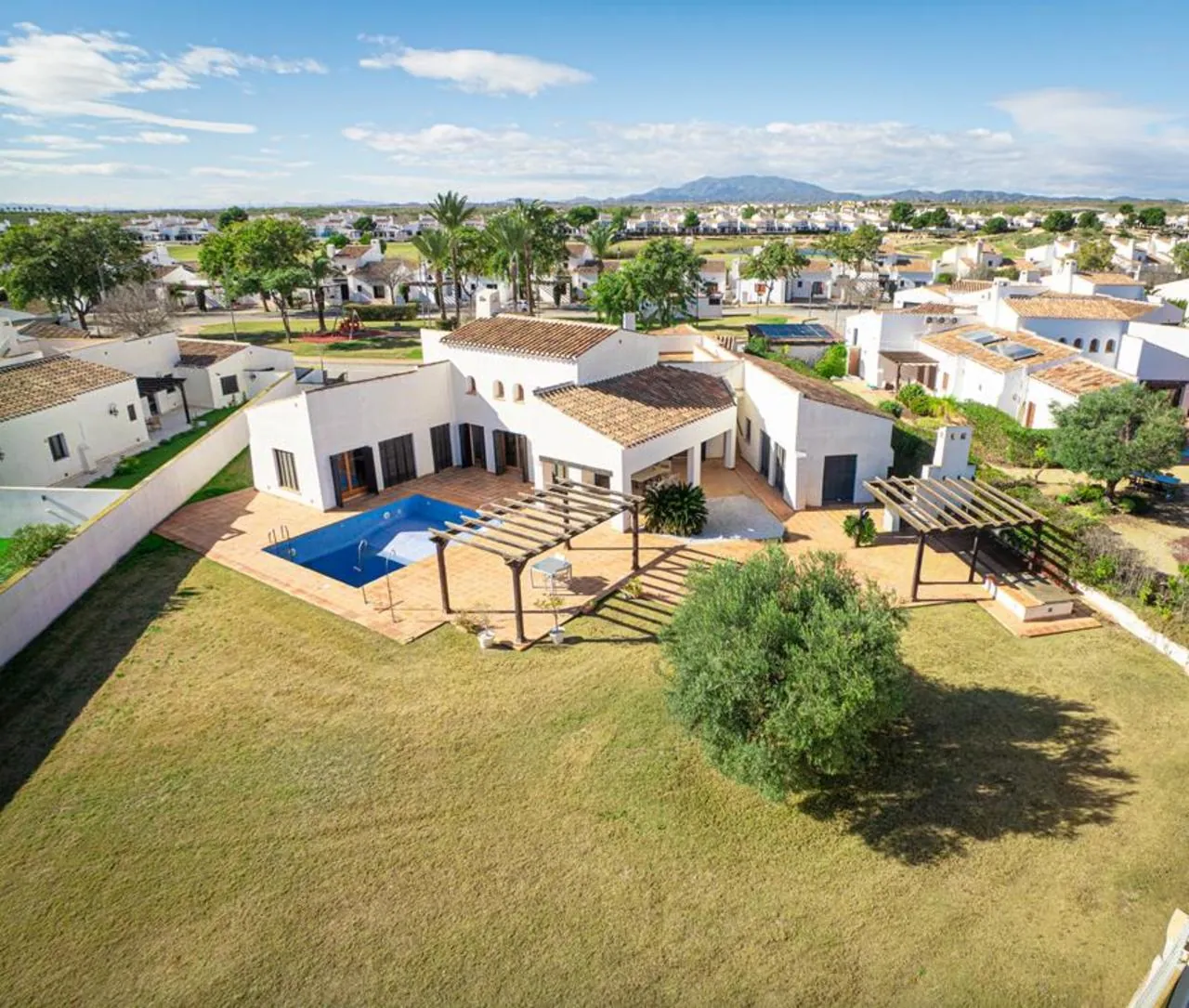 Spain Get your residency! villa in a prime location SVM763891 — photo 2