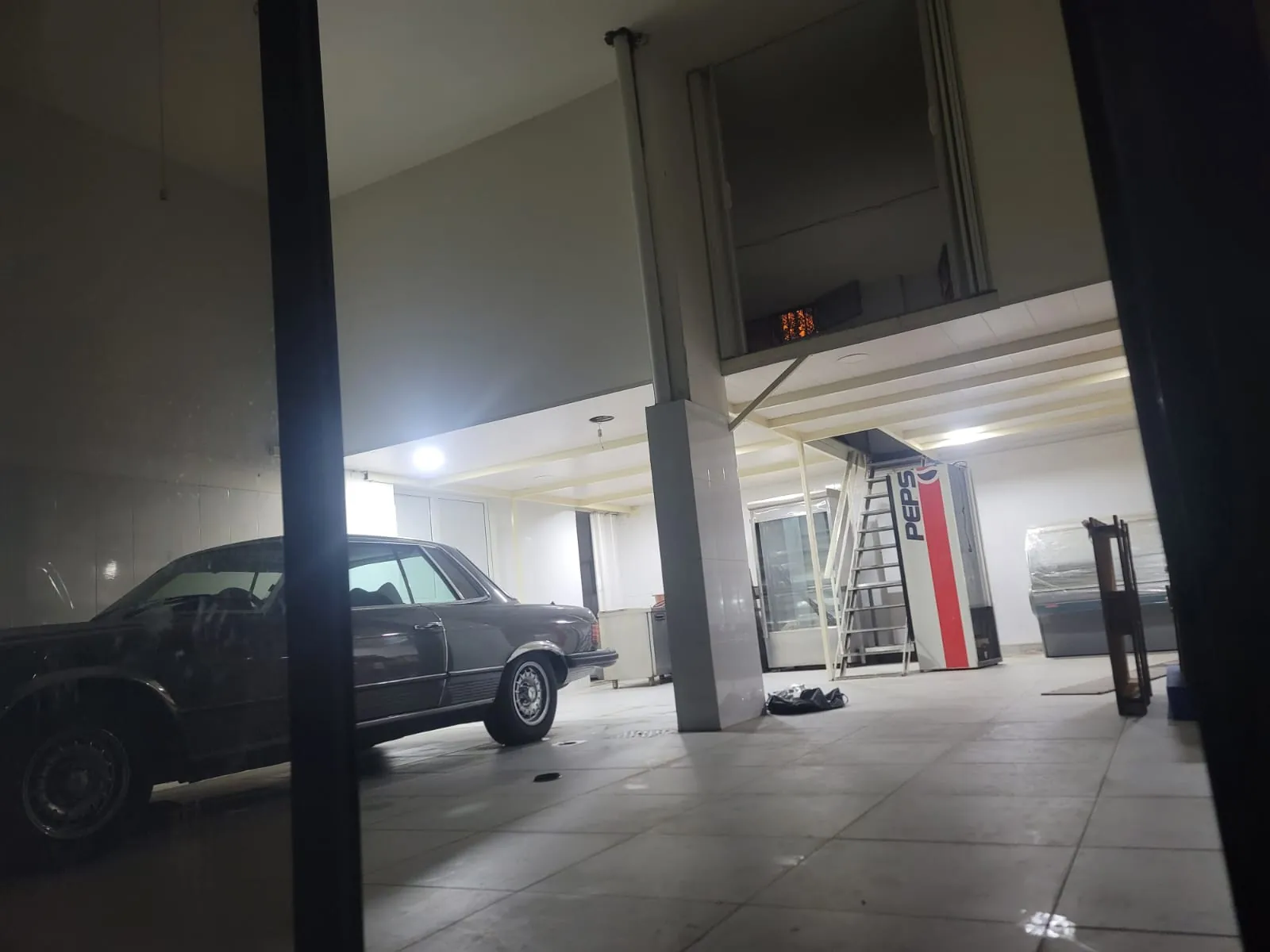 Zahle madine el sinayia shop 170 sqm for Rent #6893