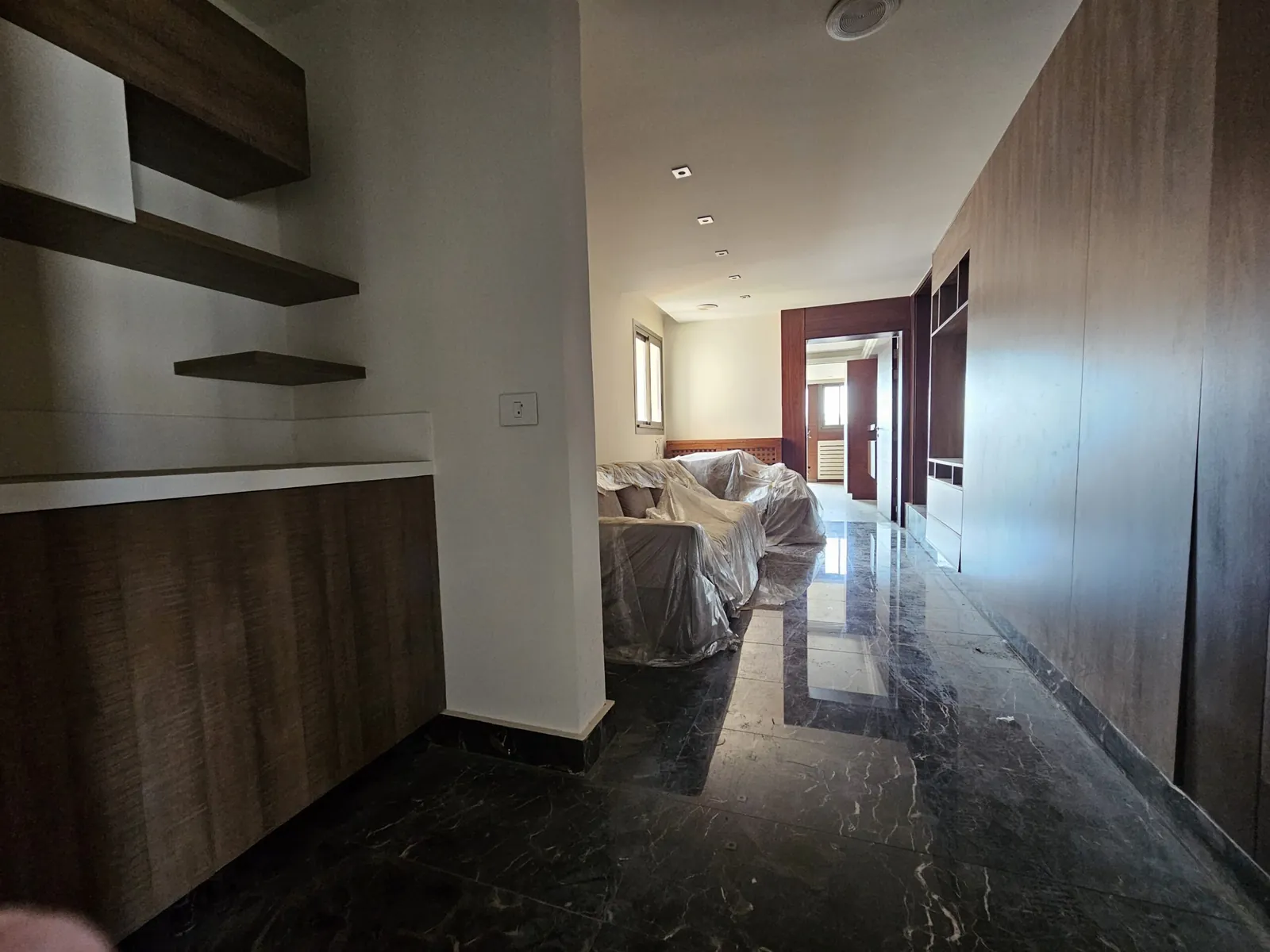 Achrafieh luxurious duplex 470 sqm prime location high end finishes #6904 — photo 2