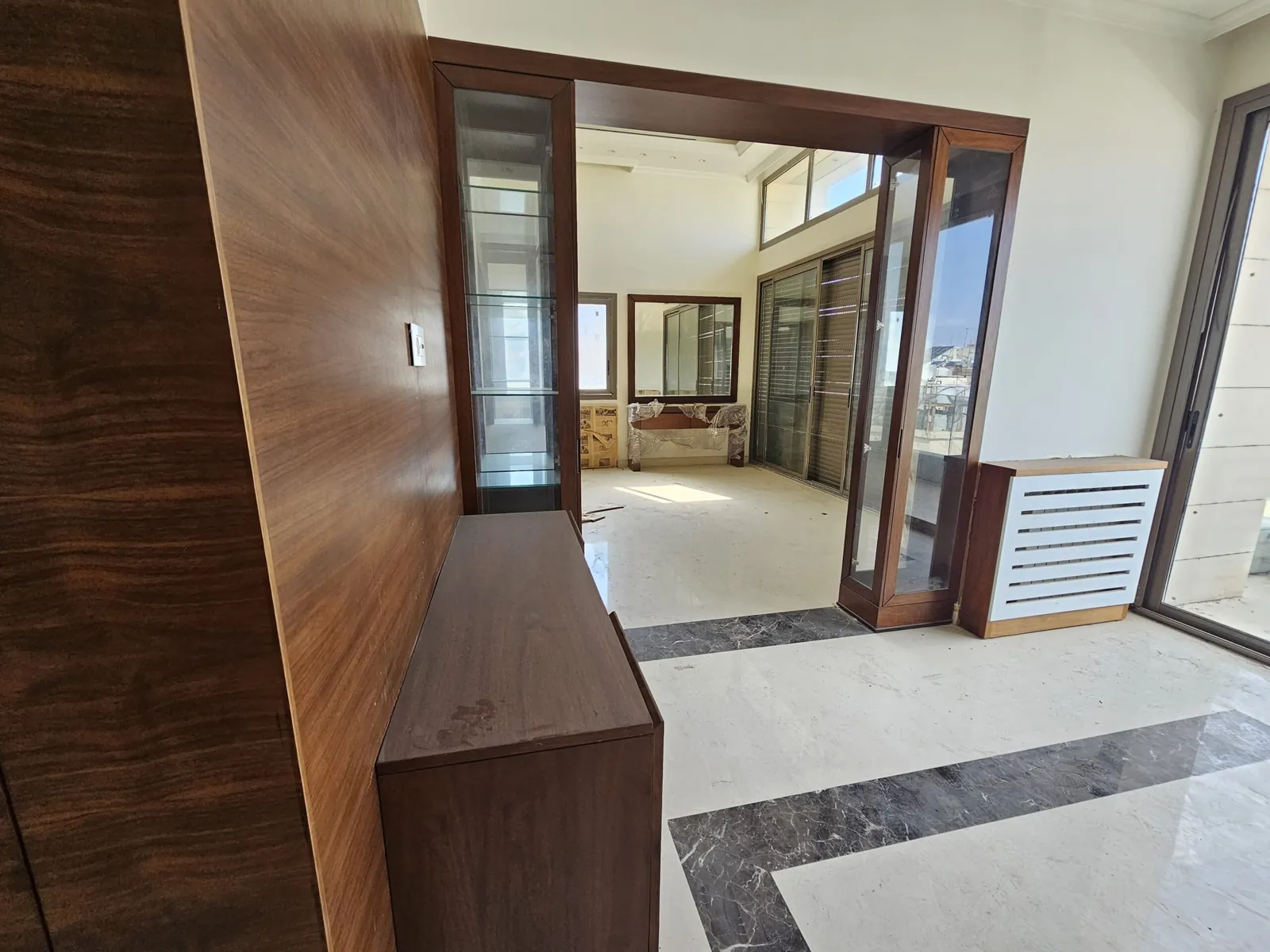 Achrafieh luxurious duplex 470 sqm prime location high end finishes #6904 — photo 3