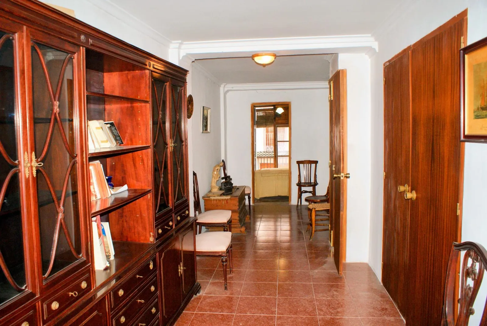Spain get your residency! house 3 floors need renovation #008115 — الصورة 4
