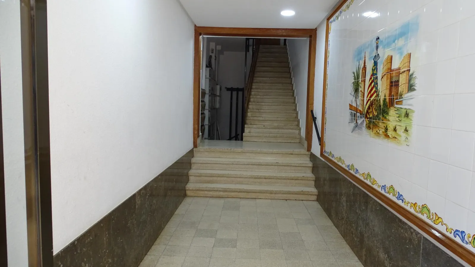 Spain Get your residency! renovated apartment in a quiet area 008335 — photo 4