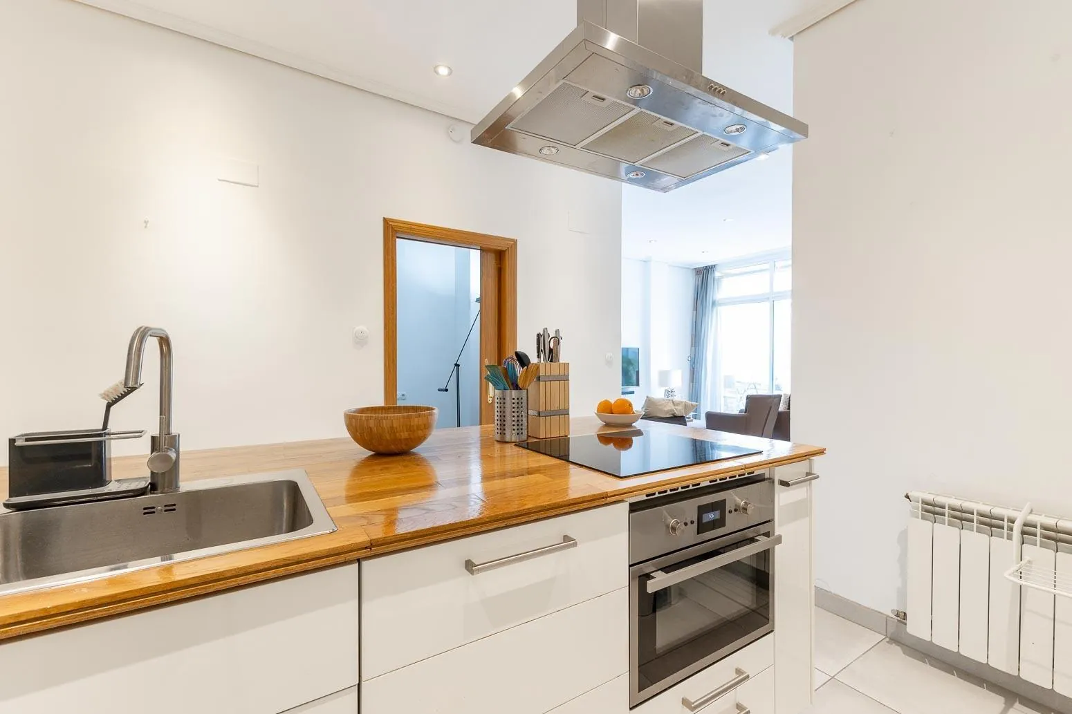 Spain get your residency! renovated apartment in the heart of Valencia 008765 — photo 5