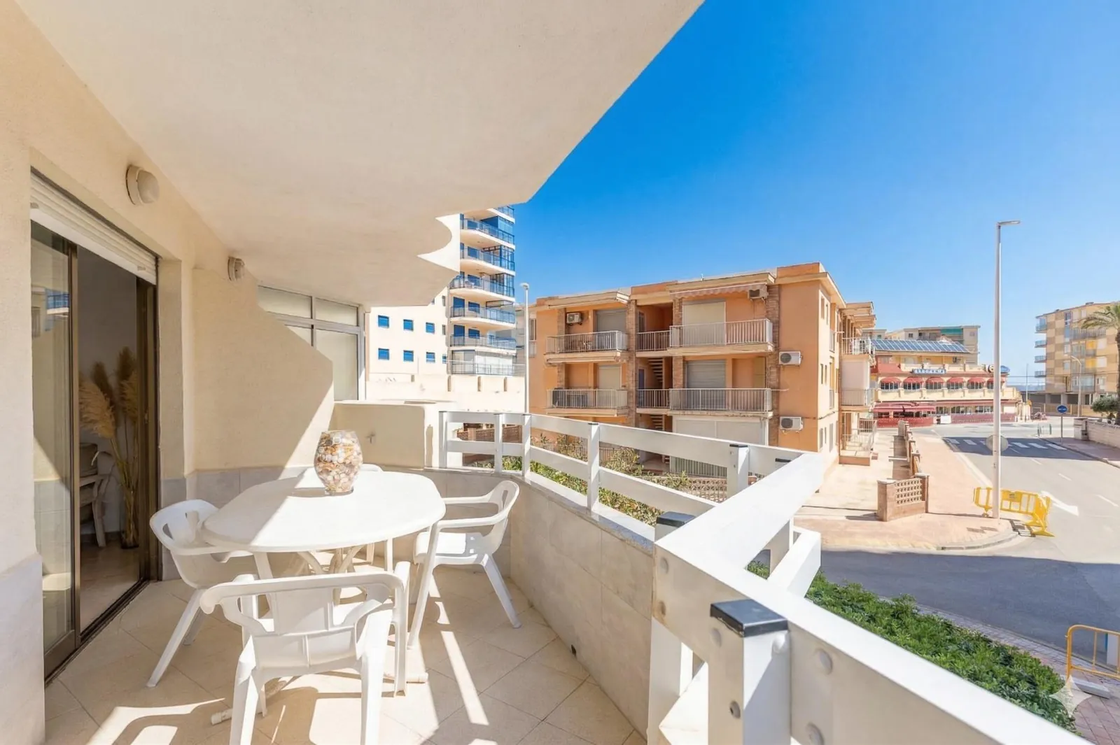 Spain get your residency! apartment prime location on the Valencian coast 008805 — photo 5