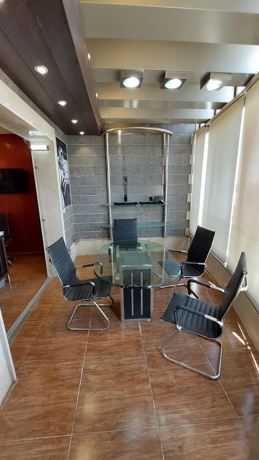 Ksara fully furnished office 120 sqm for Rent, open view #6924 — الصورة 4