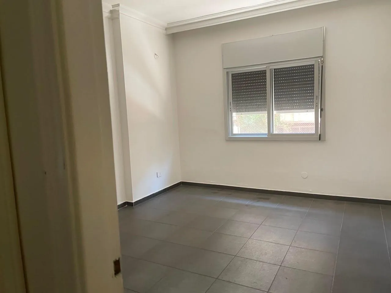 Hazmieh spacious apartment 190 sqm for Rent #6937 — الصورة 4