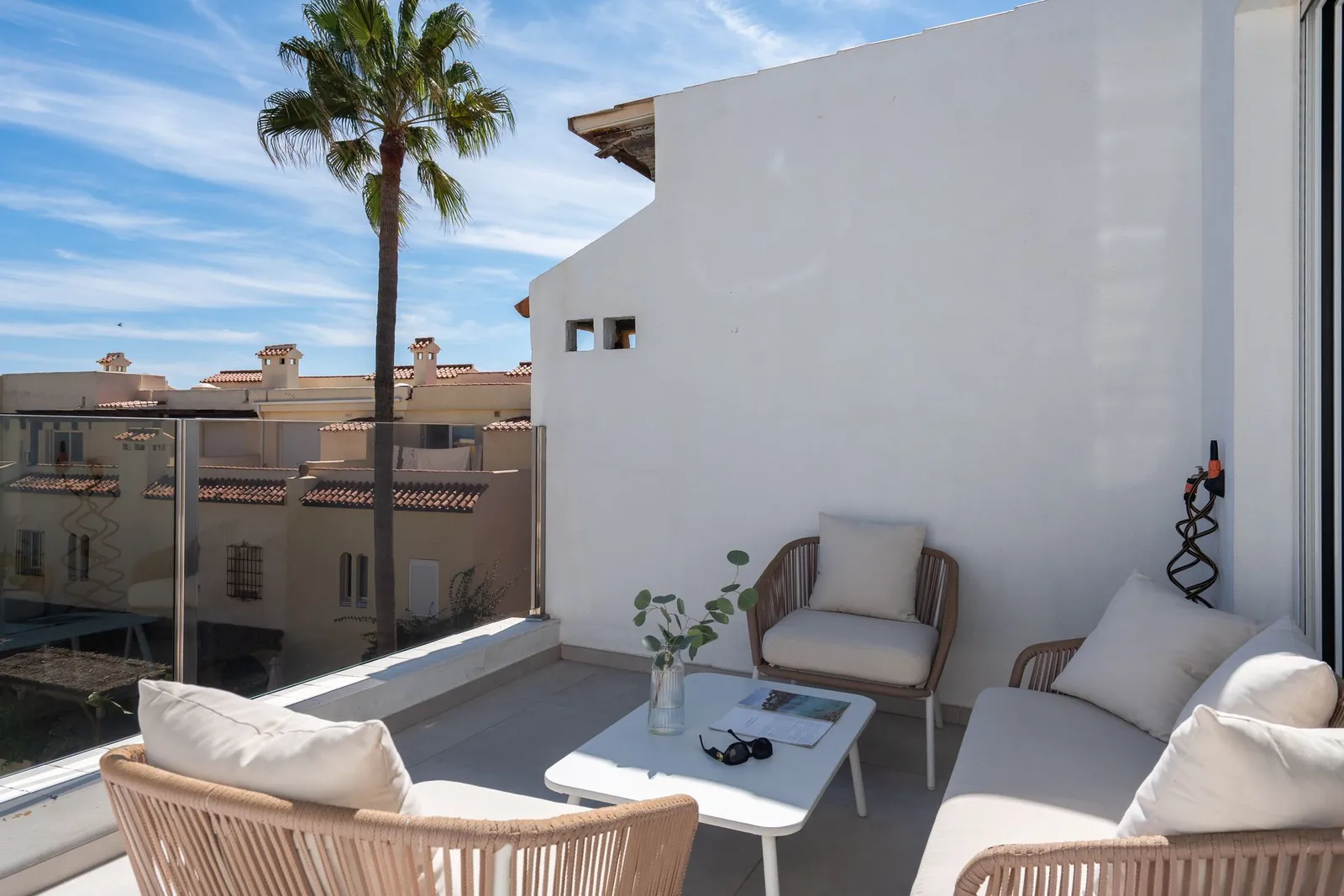 Spain get your residency! beachfront townhouse 3 floors high end SPCRM3835 — photo 2