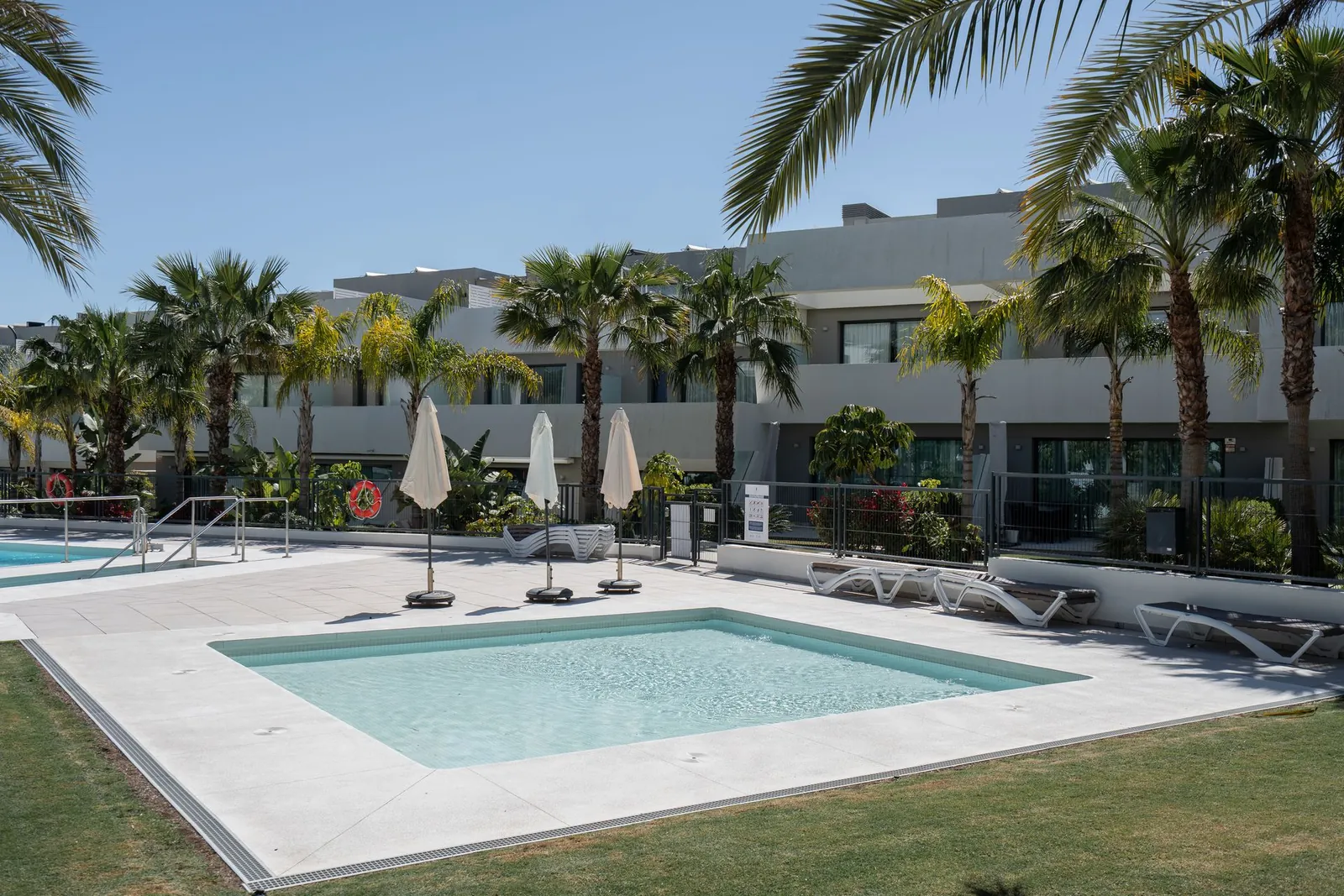 Spain get your residency! luxury townhouse steps from beach SPCRM4790
