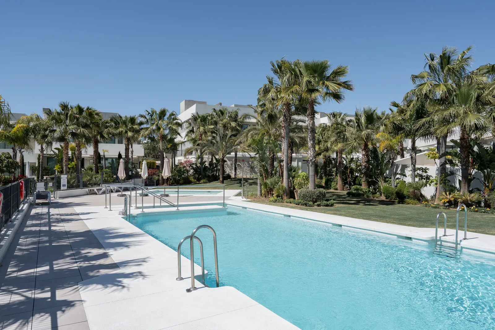 Spain get your residency! luxury townhouse steps from beach SPCRM4790 — الصورة 5