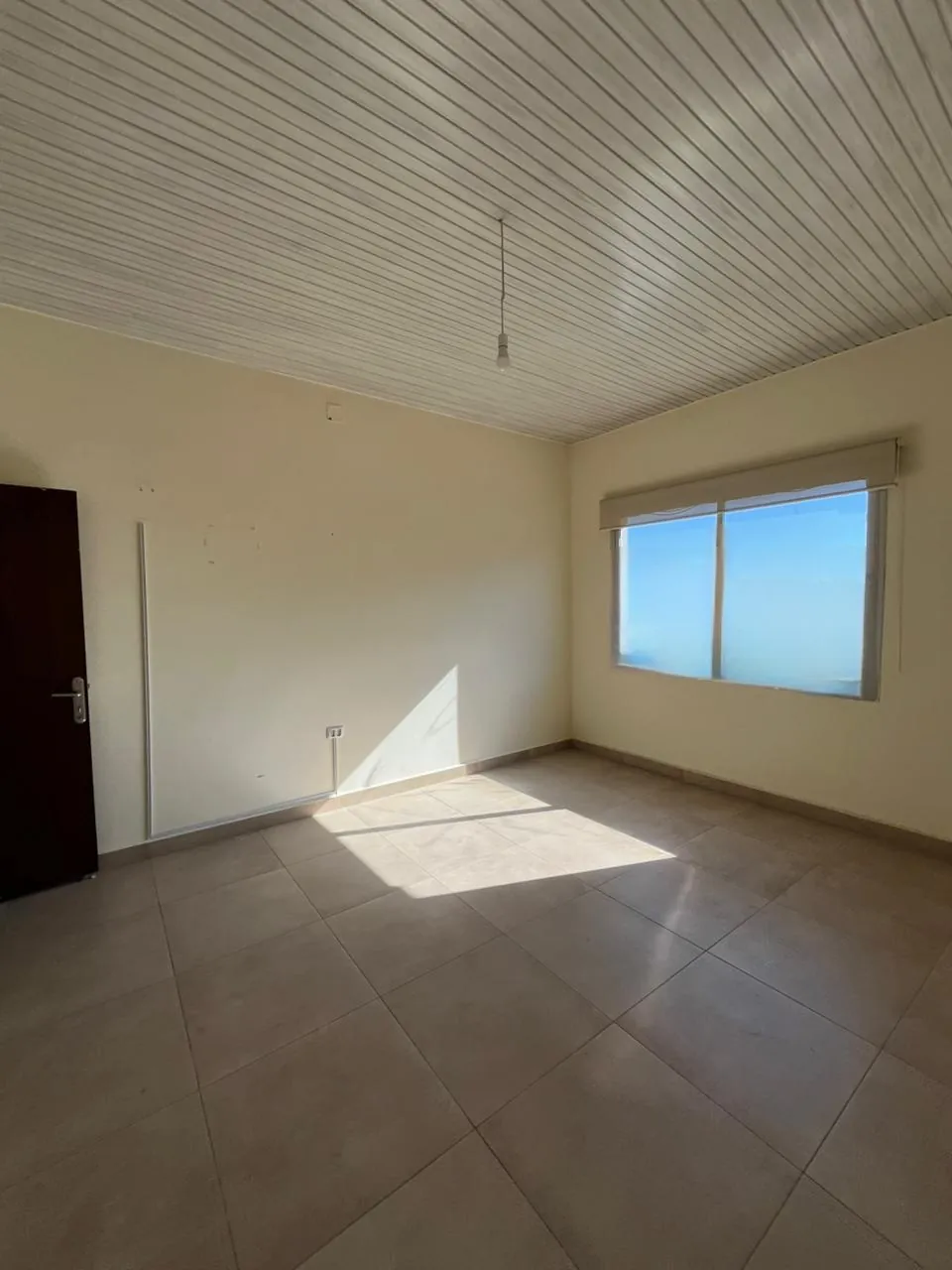 Zahle boulevard fully renovated office 80 sqm for Sale prime location #6943 — photo 2