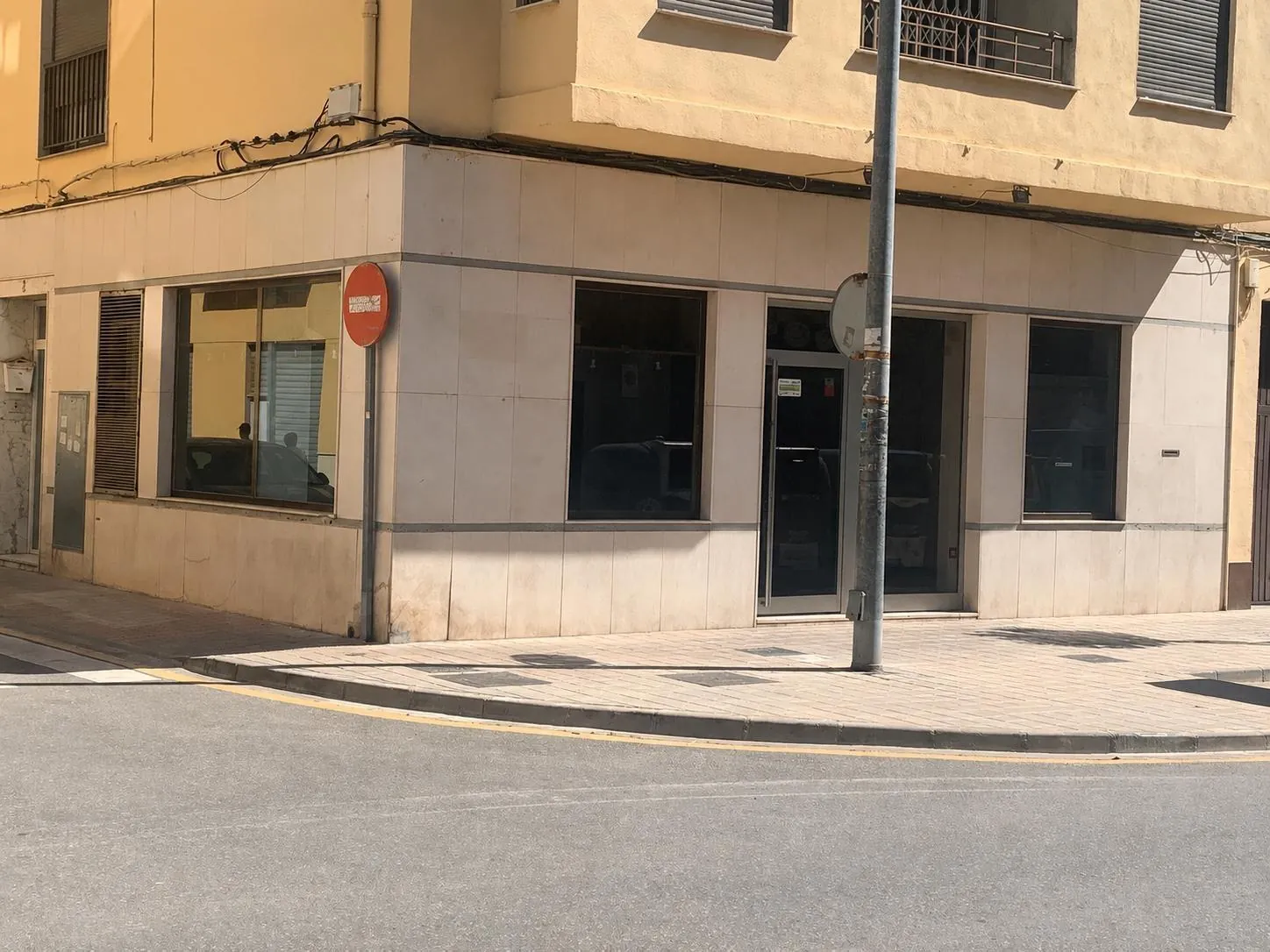 Valencia shop for Sale in one of the best commercial areas 009205 — photo 2