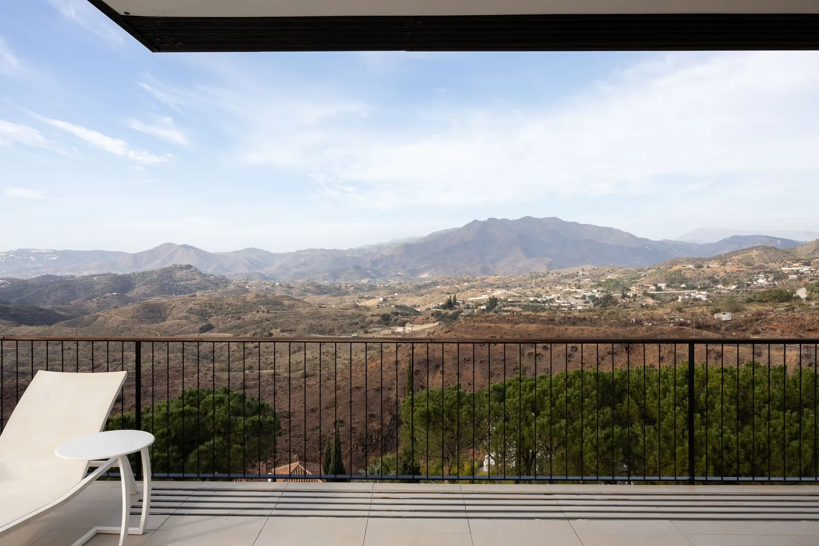 Spain get your residency! luxury villa in the prestigious area SPCRM7507 — الصورة 4