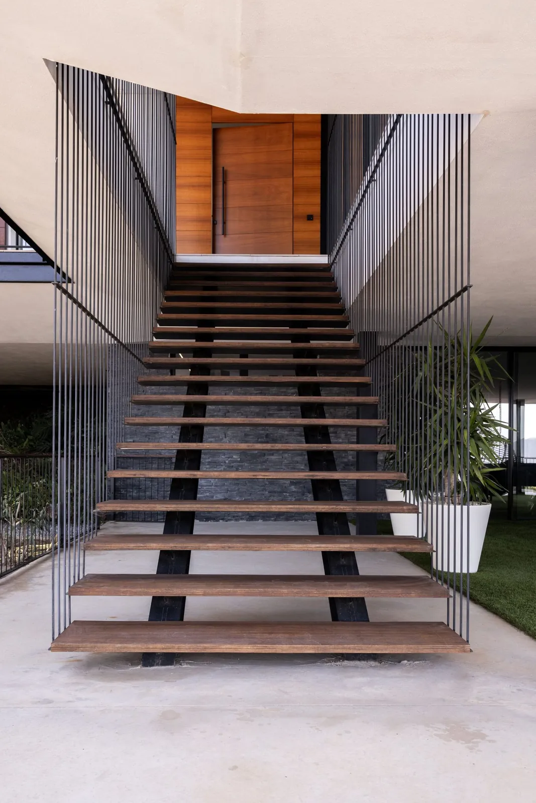 Spain get your residency! luxury villa in the prestigious area SPCRM7507 — الصورة 5