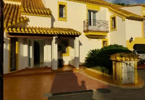 Spain get your residency! villa with pool, garden and terrace LMBV2187