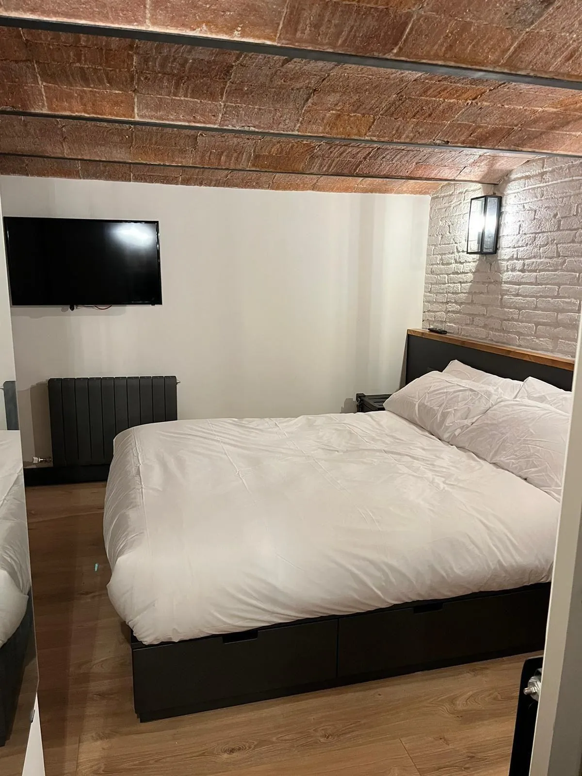 Spain get your residency! luxurious apartment in Barcelona PR-00493 — photo 5