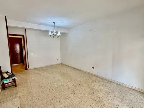 Spain get your residency! apartment strategic location need renovation 112334585 — الصورة 2