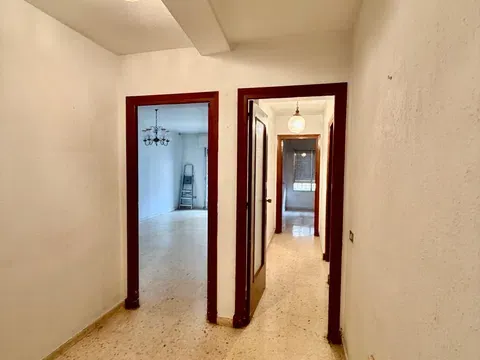 Spain get your residency! apartment strategic location need renovation 112334585 — الصورة 5