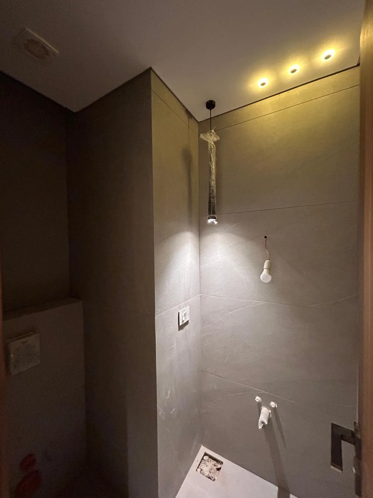 Antelias high-end new apartment 165m + 95m garden prime location #7002 — الصورة 4