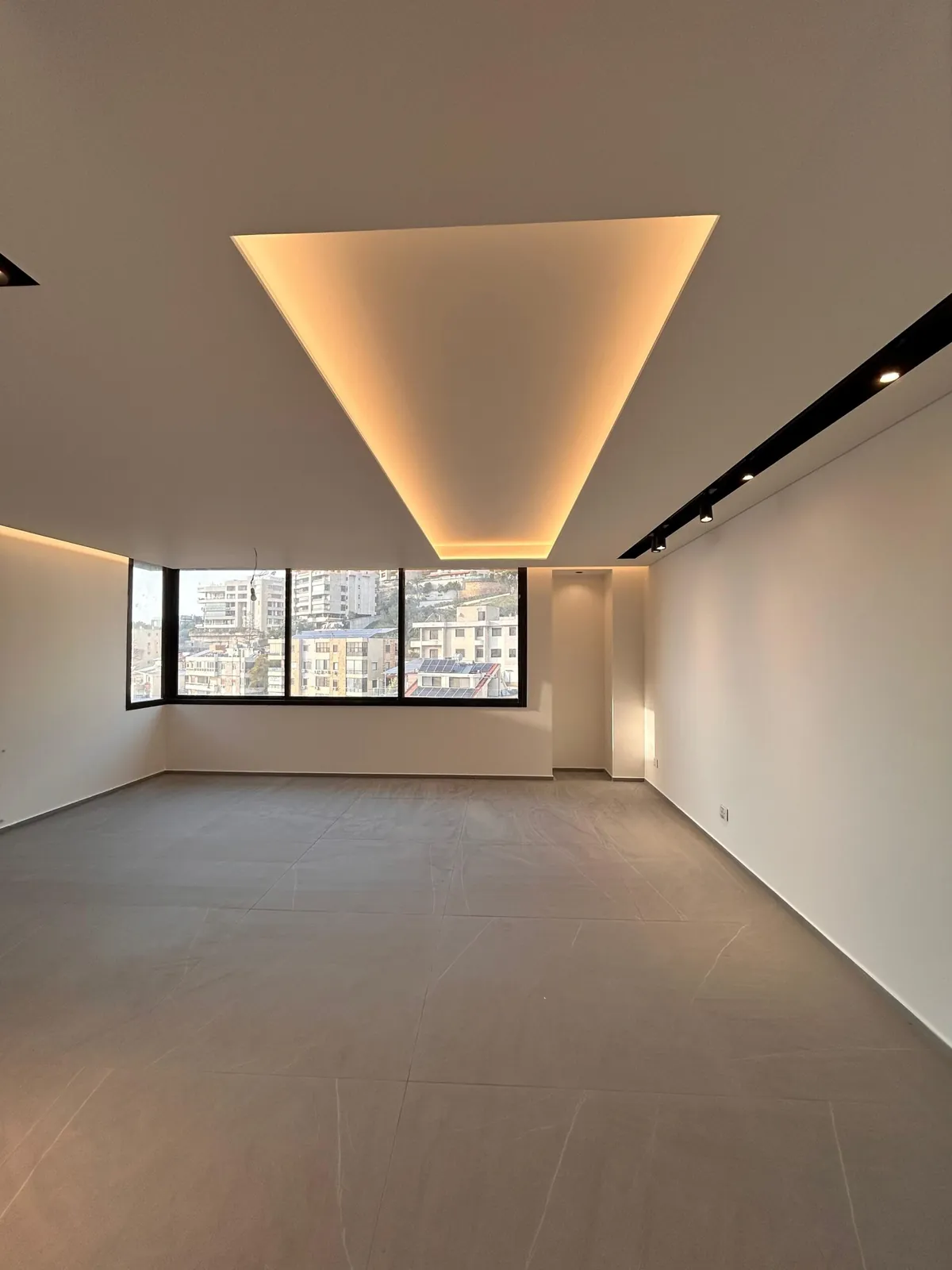 Antelias high-end luxury duplex 250 sqm sea view prime location #7005 — الصورة 3