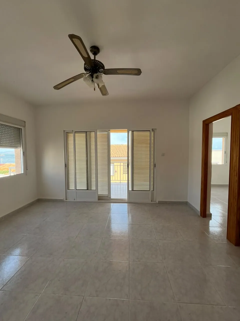 Spain get your residency! renovated apartment prime beachfront location #S5 — photo 2