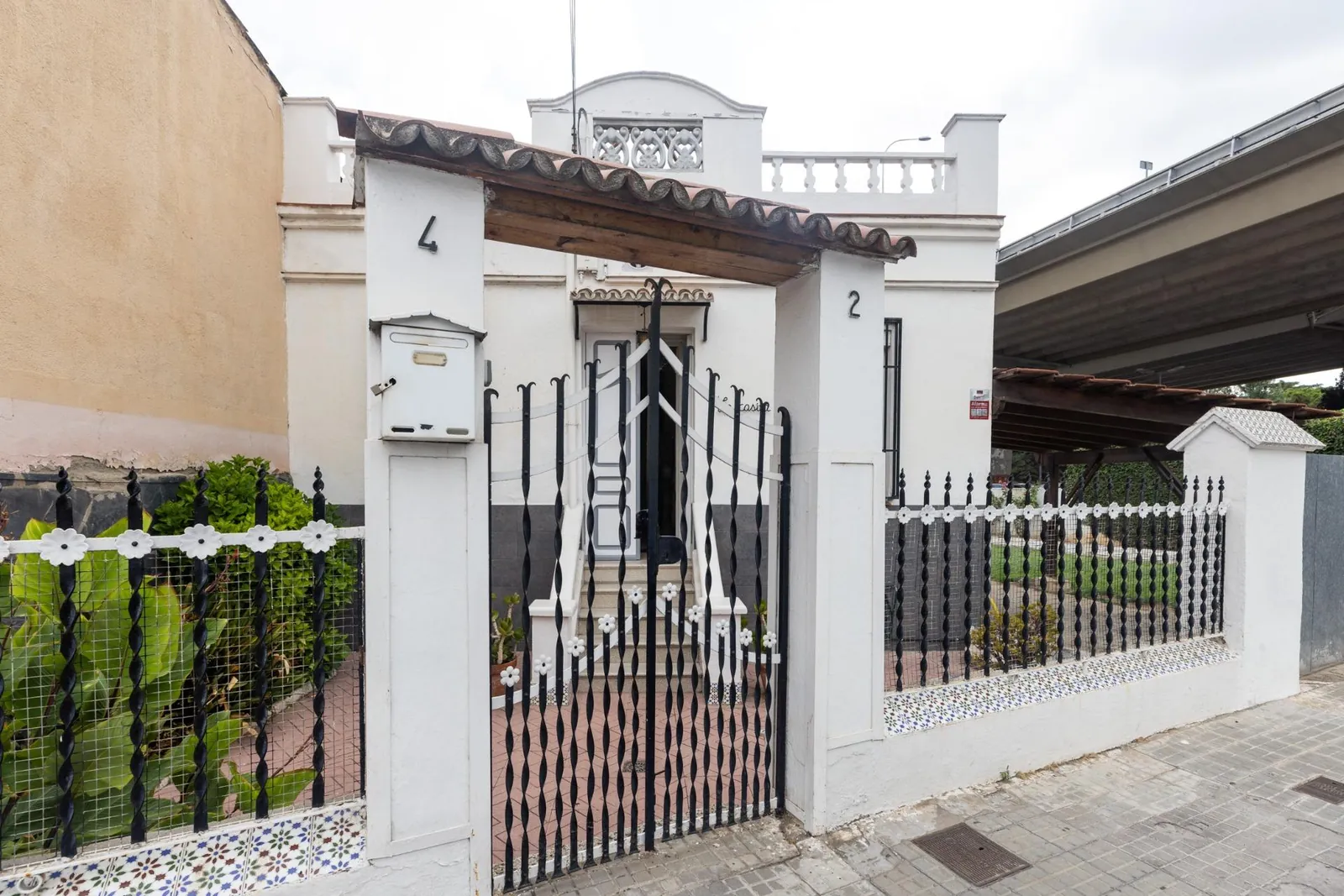 Spain get your residency! detached house with a huge garden PR-00501 — photo 2