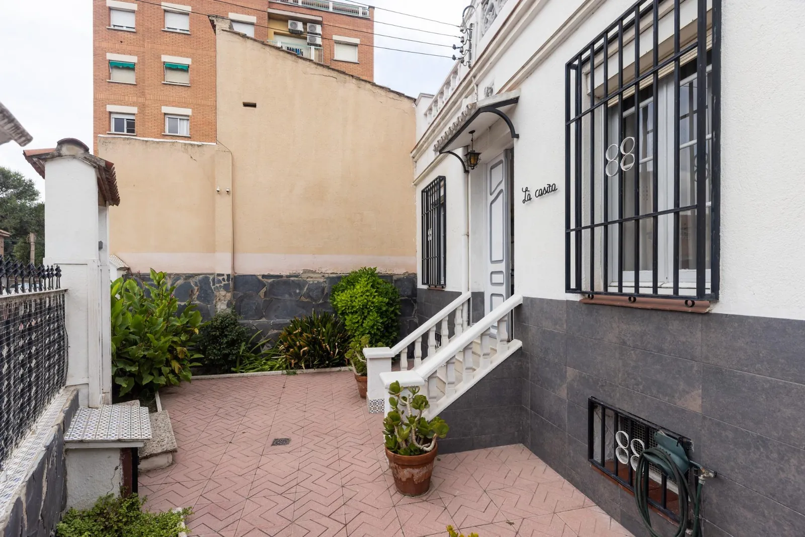 Spain get your residency! detached house with a huge garden PR-00501 — photo 3