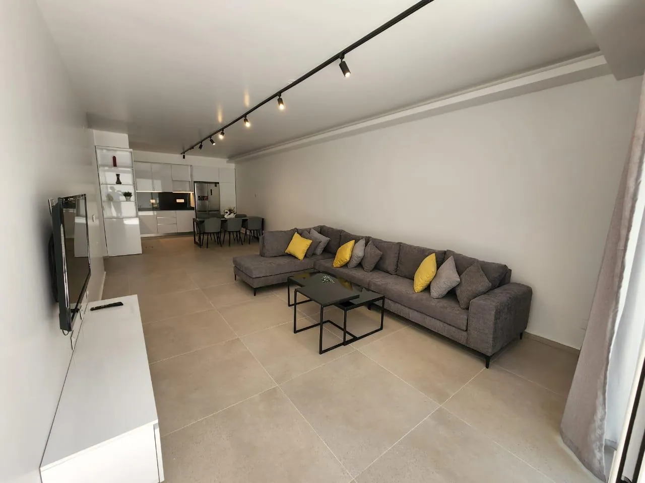 Baabda furnished apartment 140 sqm with garden for Rent #7033 — الصورة 3