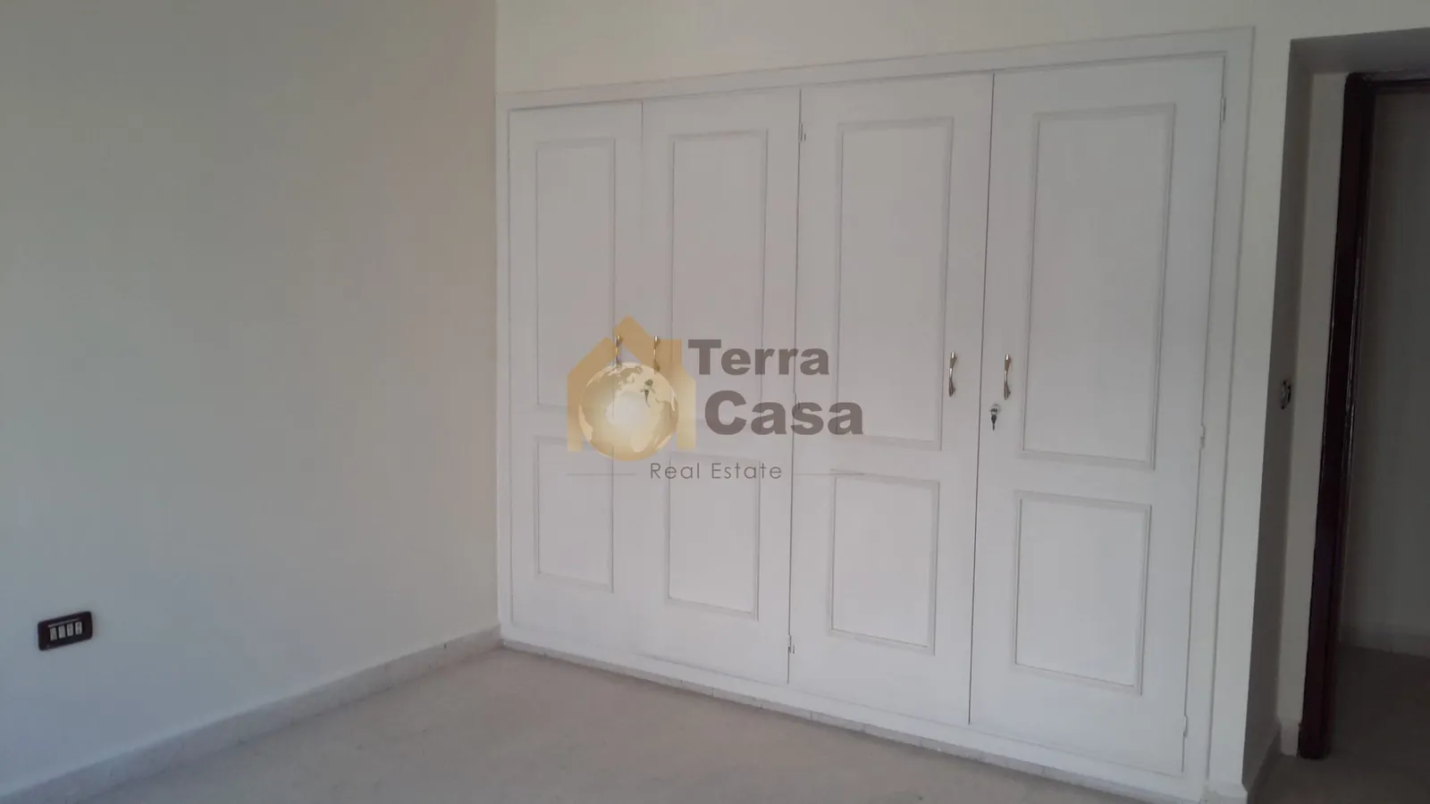 Jounieh luxurious apartment sea and mountain view Ref#509 — الصورة 5