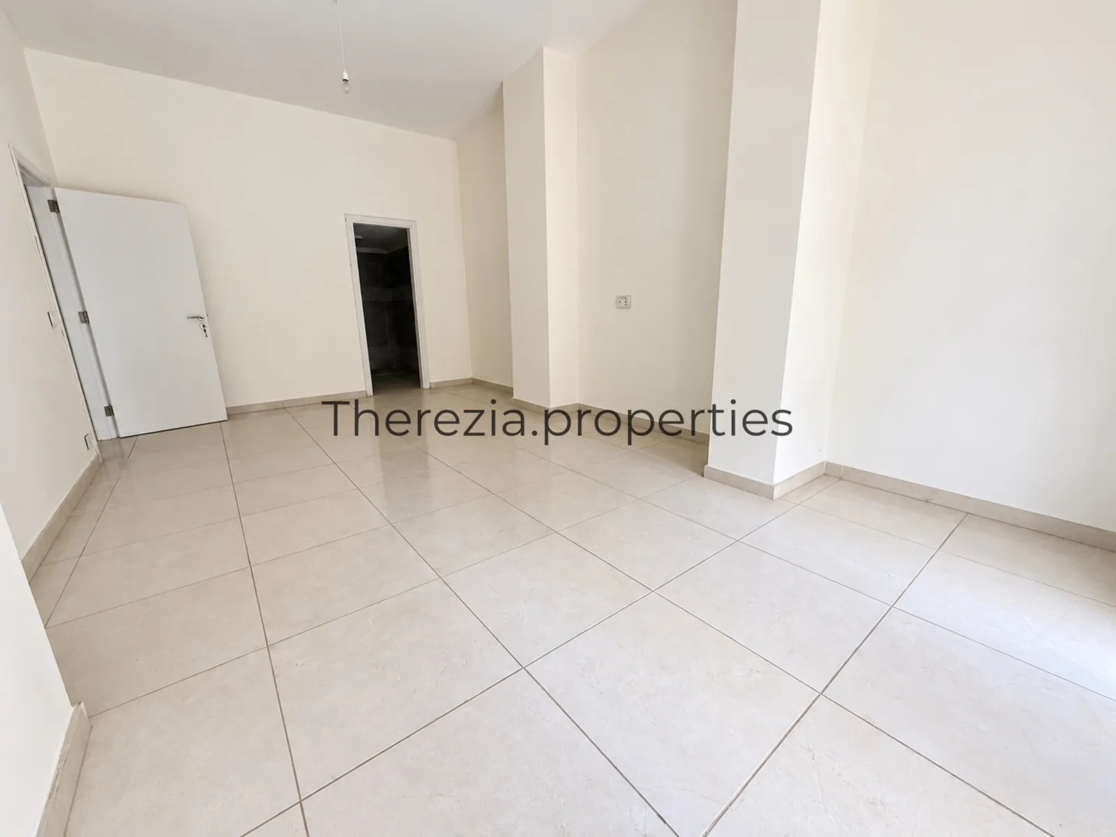 Apartment for Sale in Mar Roukoz — الصورة 4