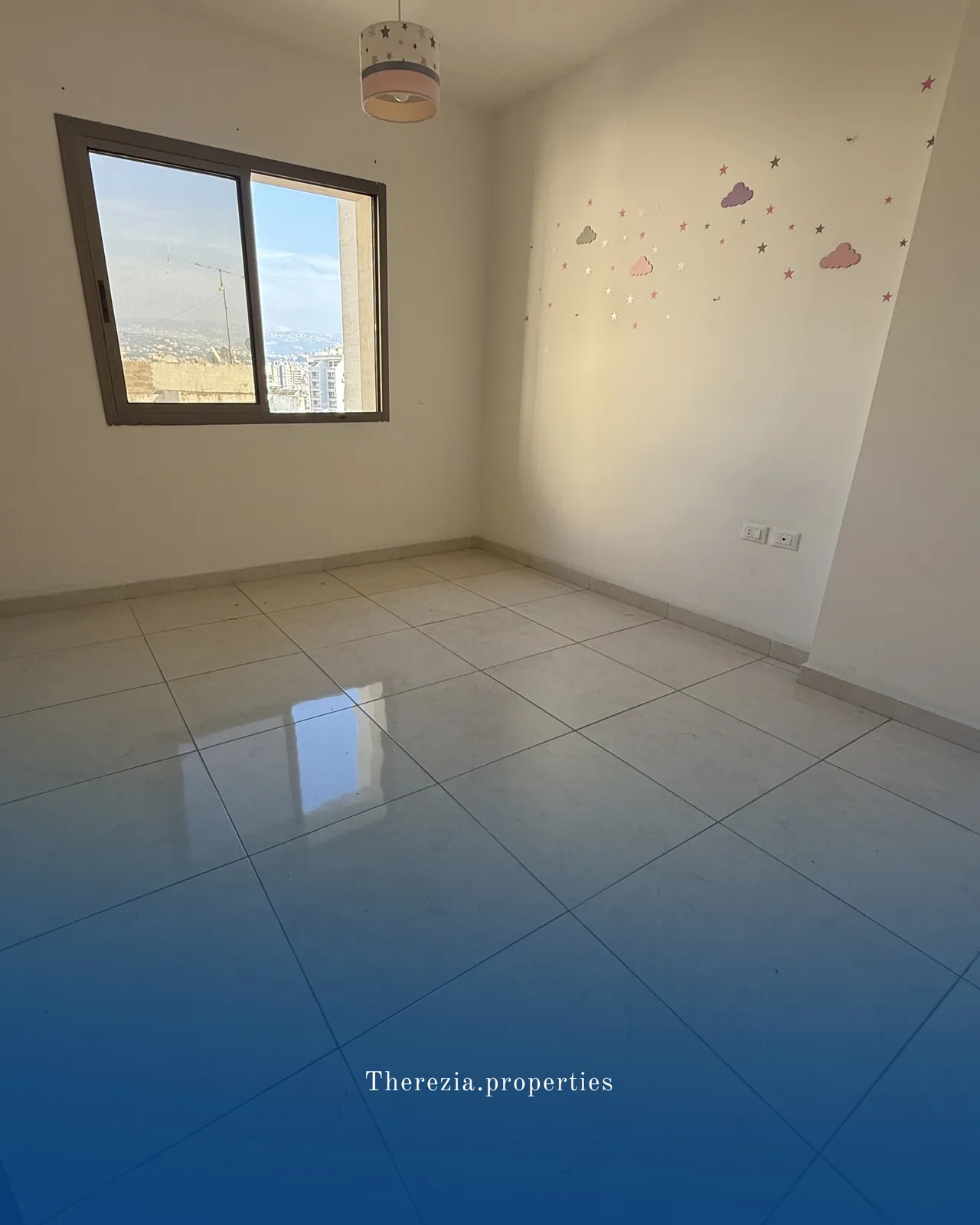 Apartment for Sale in Furn El Chebbak — الصورة 5