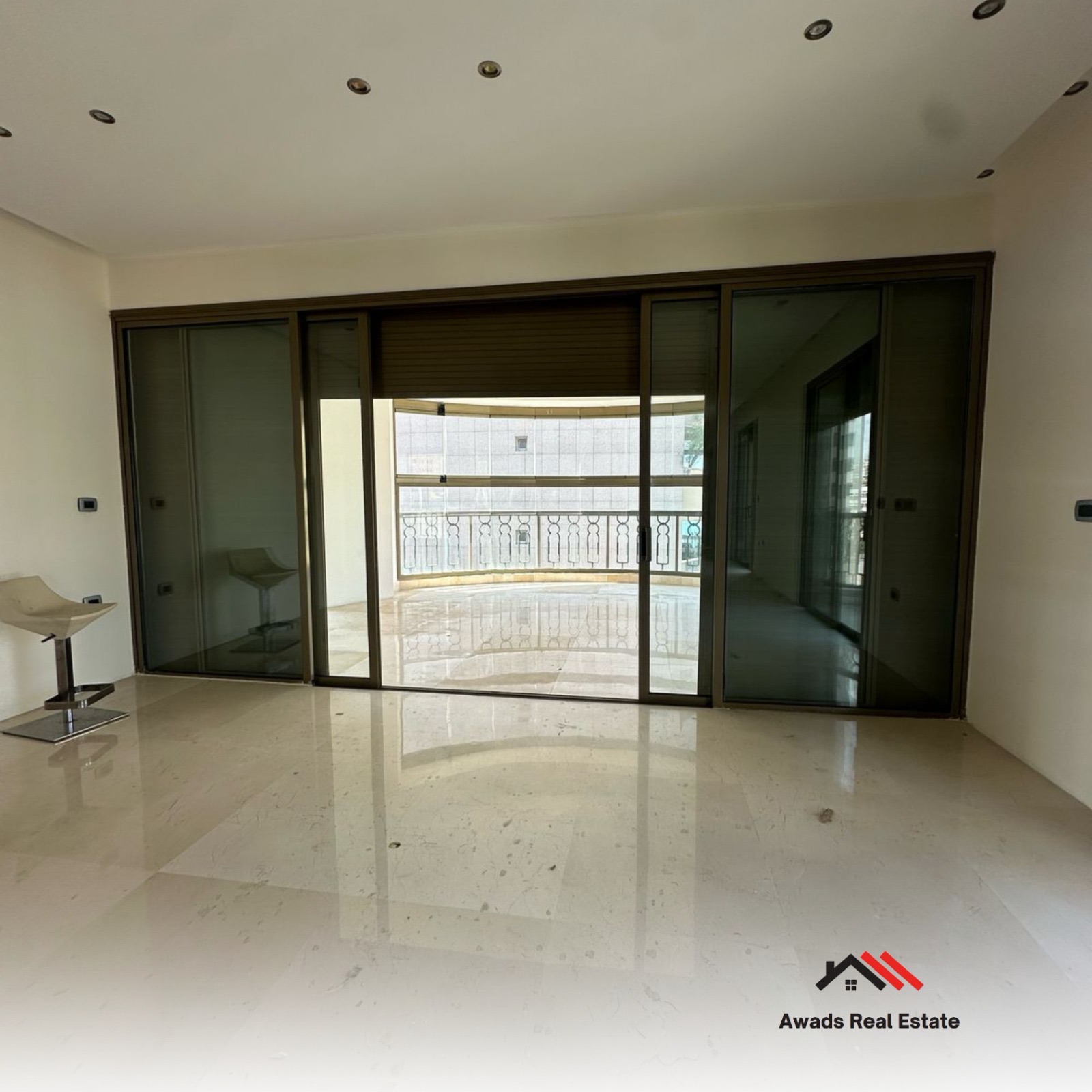 Apartment for Sale in Ramlet El Bayda — الصورة 2