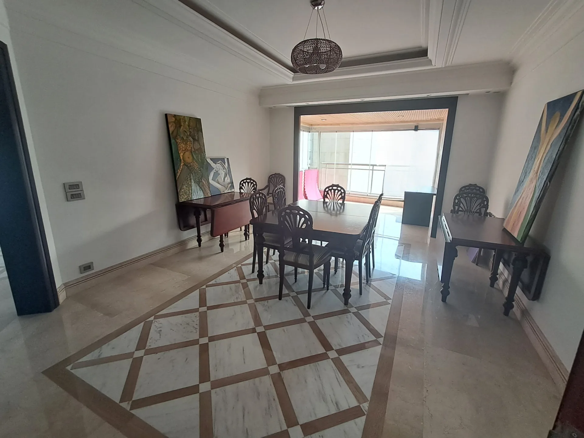 Apartment for Rent in Sursock — الصورة 3