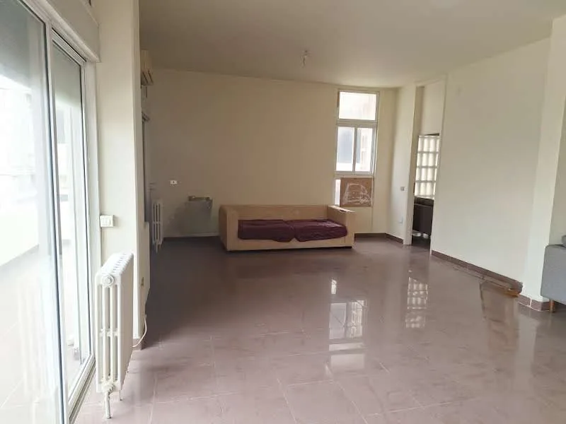 Spacious Apartment for Rent in Baabda — الصورة 3