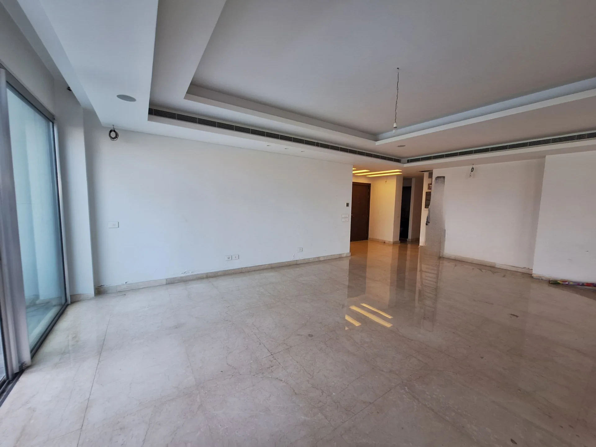 Luxurious Apartment for Sale – Hazmieh, Mar Takla — الصورة 5