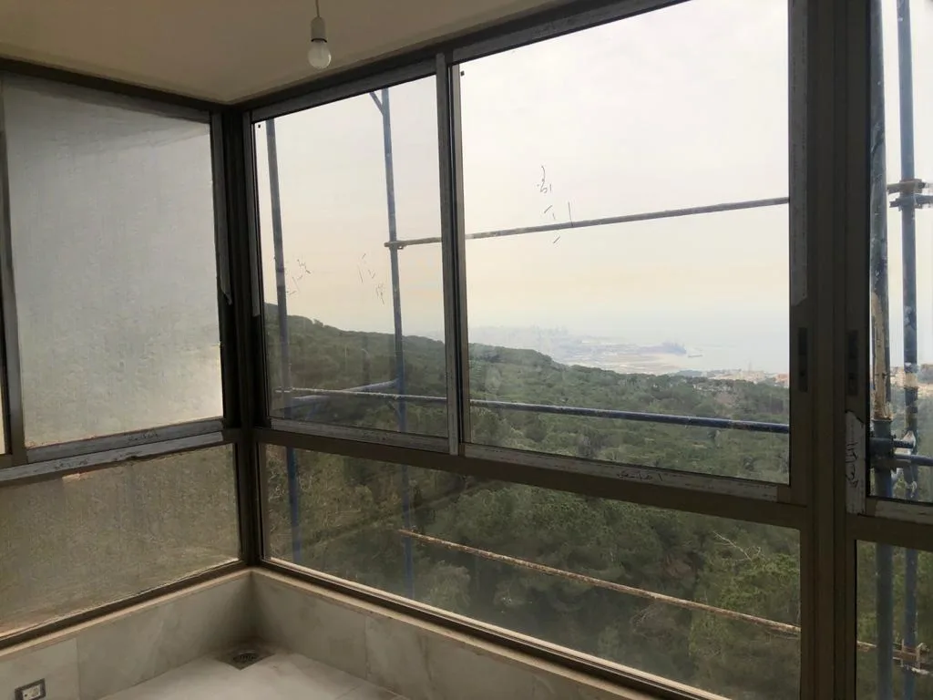 Panoramic View Apartment For Sale In Broumana — الصورة 5