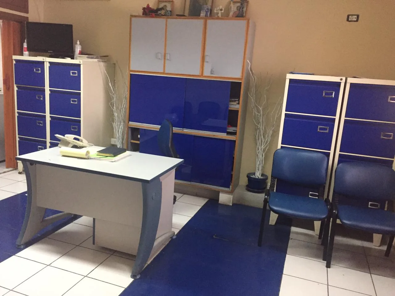 Clinic/Office for Rent or Sale in Geitawi – Prime Location! — photo 2