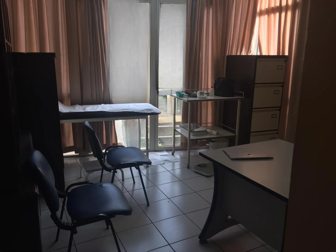 Clinic/Office for Rent or Sale in Geitawi – Prime Location! — photo 3