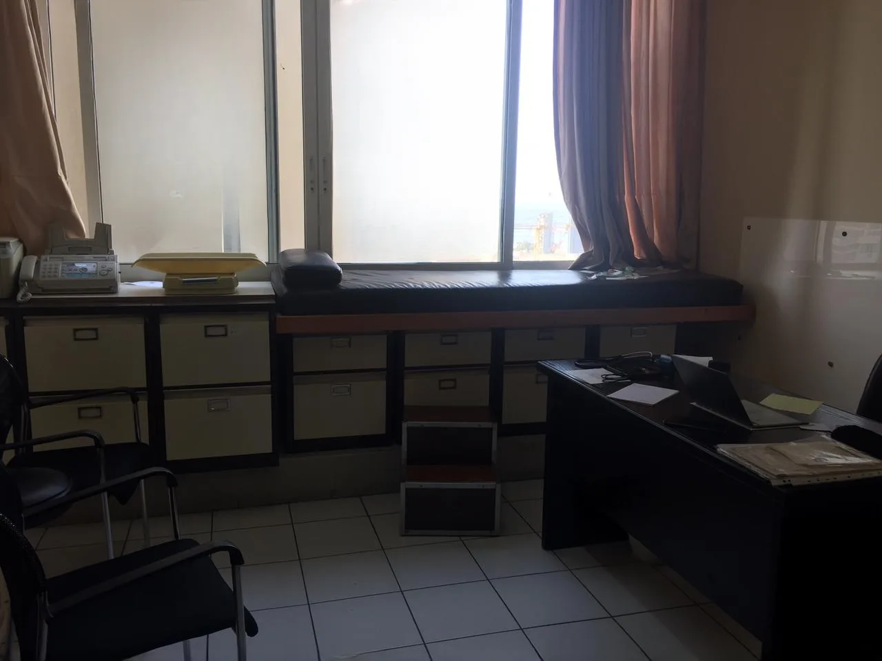 Clinic/Office for Rent or Sale in Geitawi – Prime Location! — photo 4
