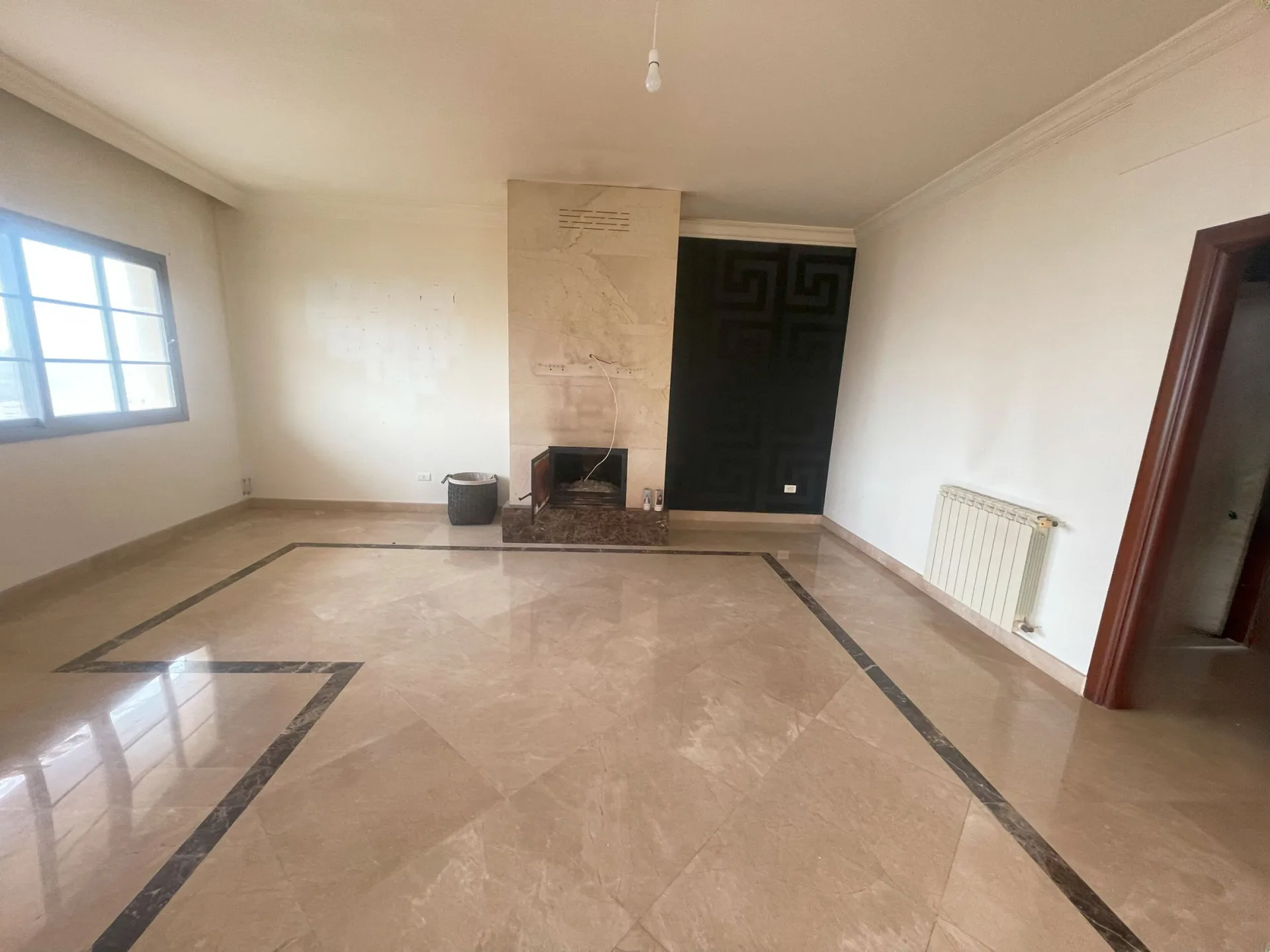 Charming Apartment for Rent in Kfarhbab — الصورة 2